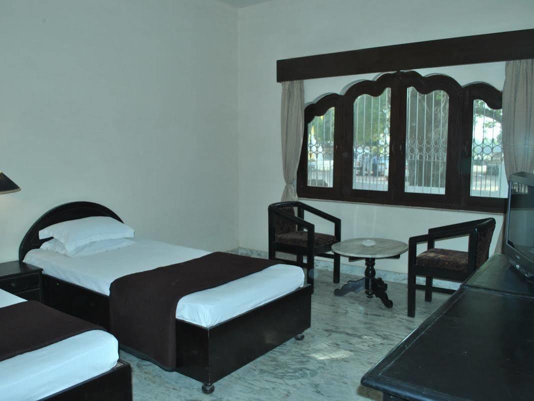 Hotel Marble Palace Khajuraho Exterior photo